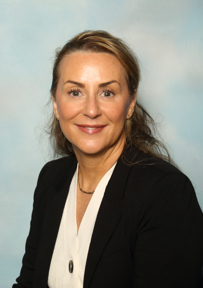 Mrs E Ladds White